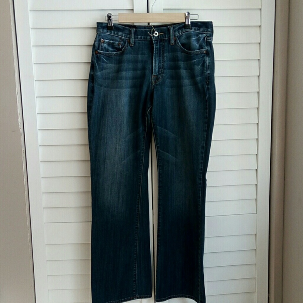 Lucky Brand Jean Size 30 Reg. Inseam 99% Cotton